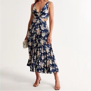 Abercrombie & Fitch Navy Floral Maxi Dress | Small Tall